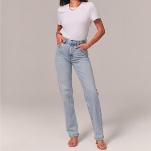 Abercrombie Ultra High Rise 90s Straight Jean